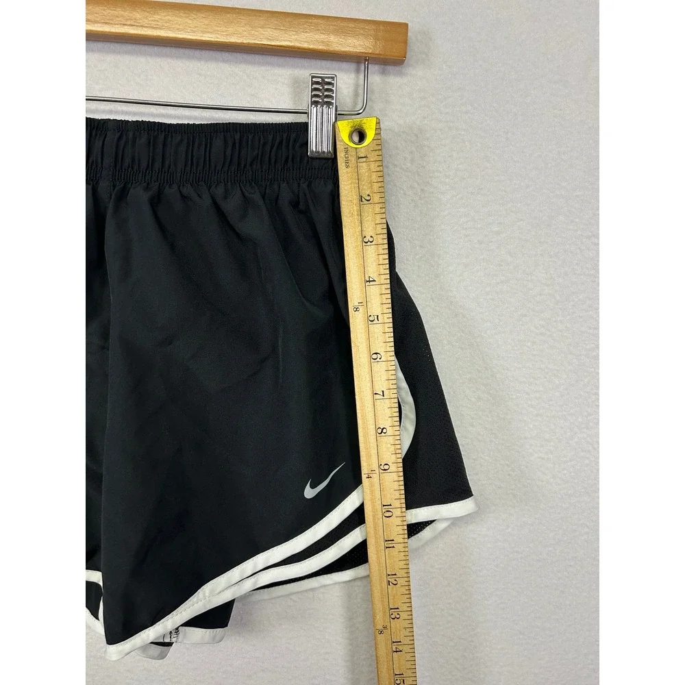 Athletic Gymcore Nike Women M Black White‎ Dri-FIT Tempo Running Shorts